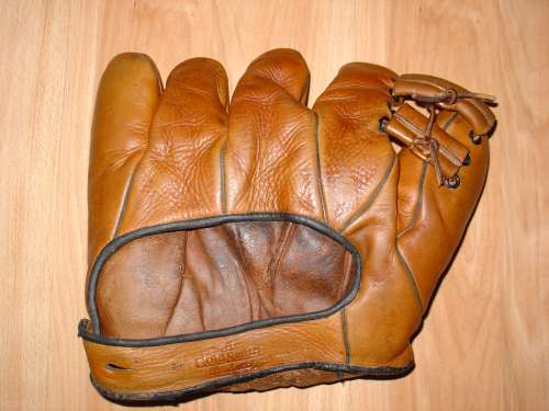 Cliff Melton Goldsmith CM Back